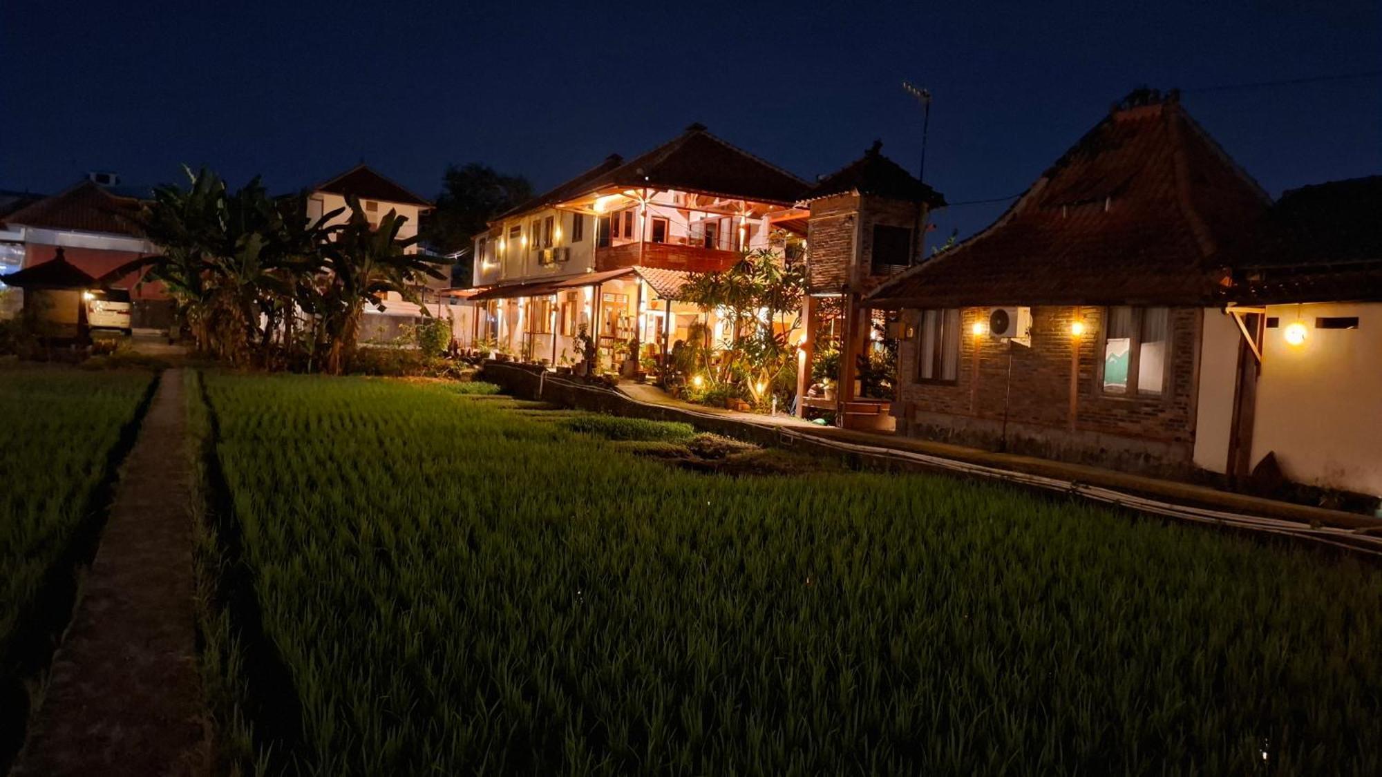 Alamanda Family Villas, Pool & Local Tours Jogjacarta Exterior foto